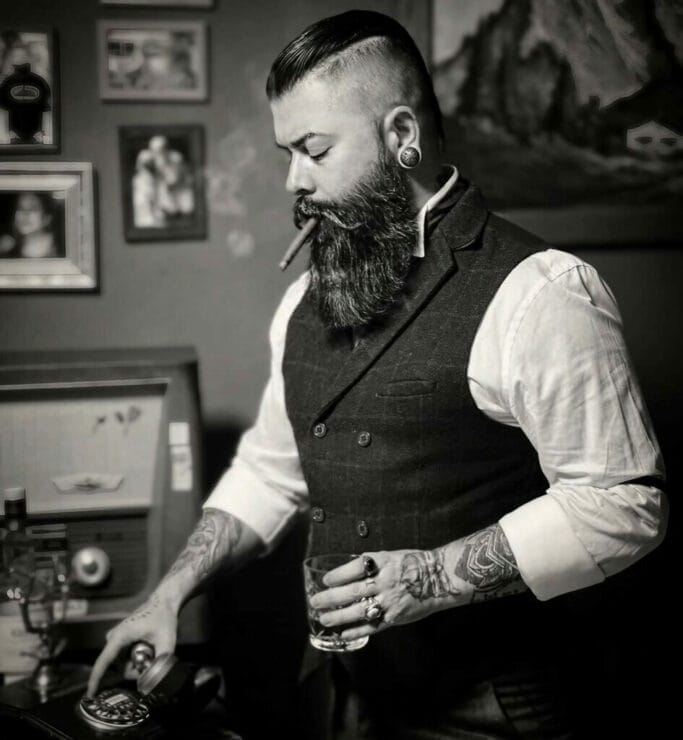 How to Grow Lumberjack Beard Style? 4 How to Grow The Lumberjack Beard Style?