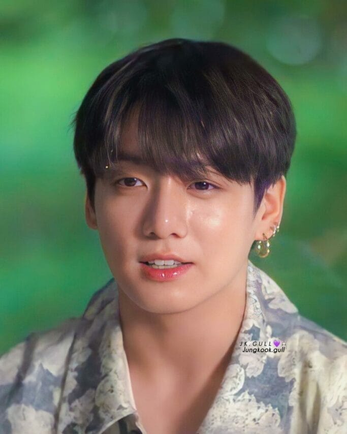 Jungkook's Hairstyle: Transform Your Look with These 15 Styles 18 Jungkook's Bowl Cut But Make It Trendy