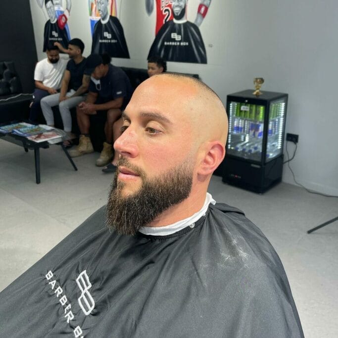 20 Exclusive Beard Styles for Bald Heads 3 Bald hairstyle with full beards