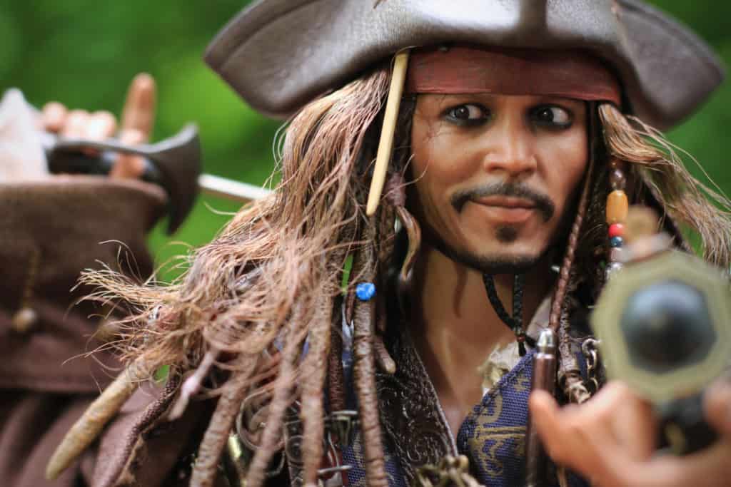 Beard Dreads: How to Get a Bold and Distinctive Look 13 Jack Sparrow's Beard Dread