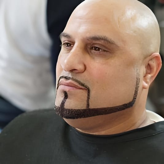 Beard Styles for Older Men: Timeless Looks for Mature Faces 7 pencil beard style 19 1 Beard Styles for Older Men: Timeless Looks for Mature Faces