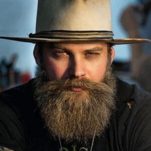 9 Amazing Hipster Beards Styles You Must Try Now