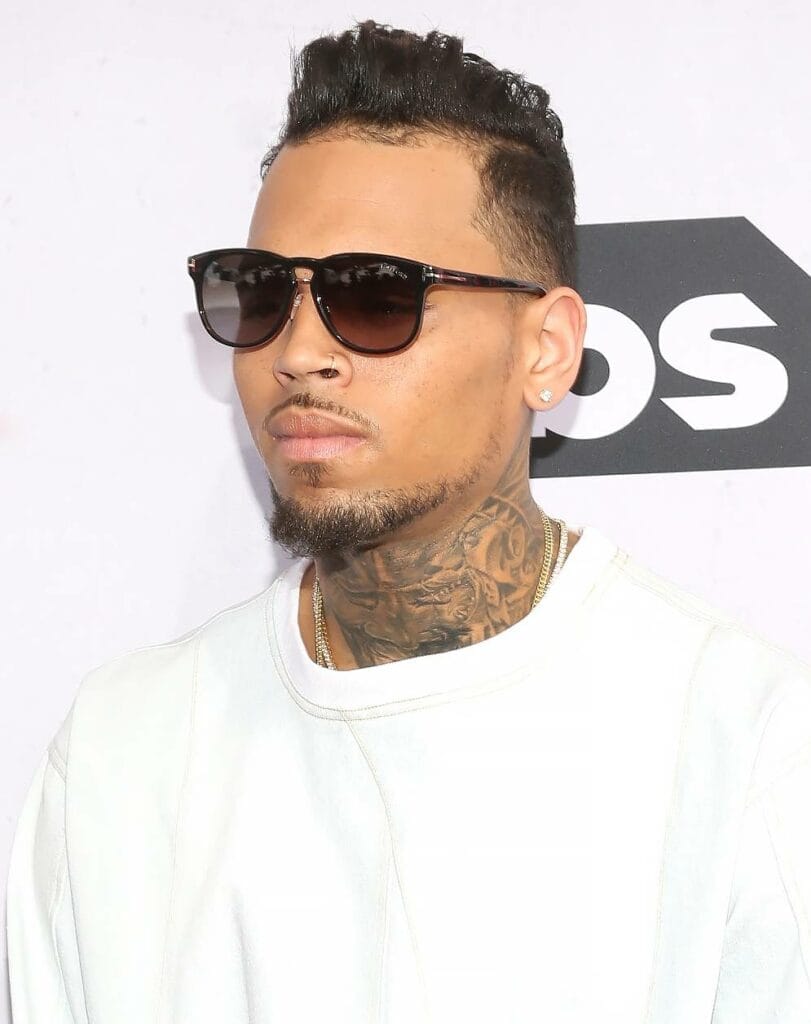Chris Brown's Blonde Hair: Is It a Trend or a Statement? 12 chris brown hairstyles 2 Chris Brown's Blonde Hair: Is It a Trend or a Statement?