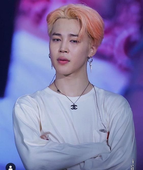 18 Jaw-Dropping Jimin Hairstyles You Have to See! 2 jimin Hairstyle