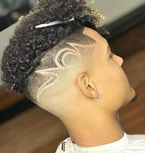 Discover the Hottest Trend in Men's Skin Fade Haircuts 21 Tiger Claw with a Skin Fade