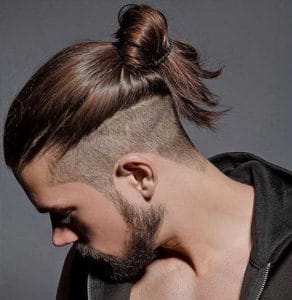 Top Knot For A Man: Creating and Maintaining a Top Knot Hairstyle