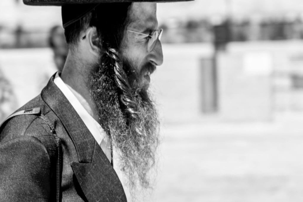 Jewish beard 