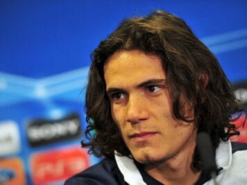 Cavani’s Long Hair