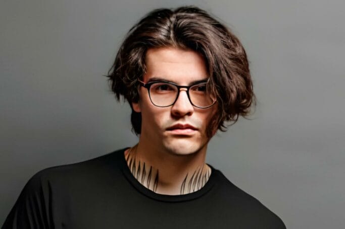 27 New Undercut Middle Part Hairstyle For Men - 2023