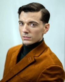 Widow's Peak: 28 Dope Hairstyles To Pull A Stunning Natural Look 22 Widow's Peak