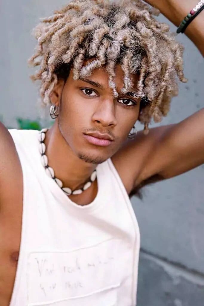 50 Dreadlocks for men that will put people in a dazzling trans 28 short Dreadlocks for men