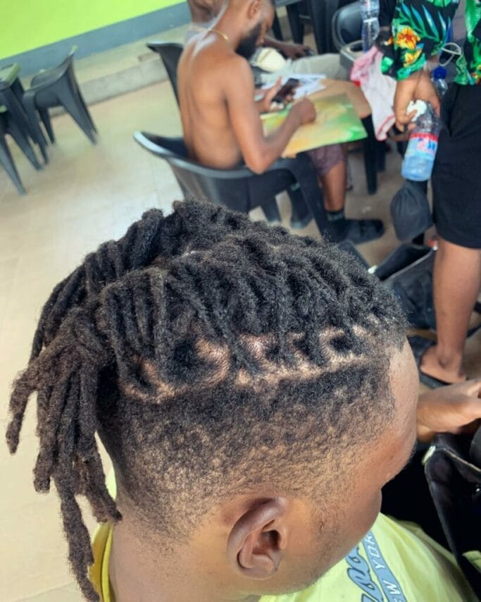 50 Dreadlocks for men that will put people in a dazzling trans 5 long Dreadlocks for men