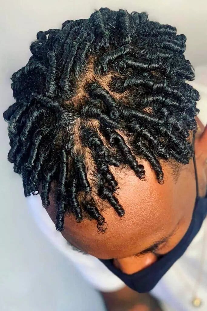 50 Dreadlocks for men that will put people in a dazzling trans 15 dreadlocks for men 9 50 Dreadlocks for men that will put people in a dazzling trans