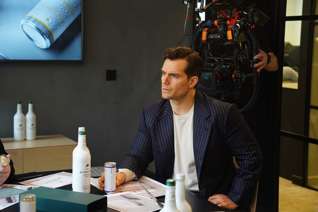 17 Dashing Henry Cavill Haircut For Men To Rock 9 Dashing Henry Cavill Haircut For Men To Rock