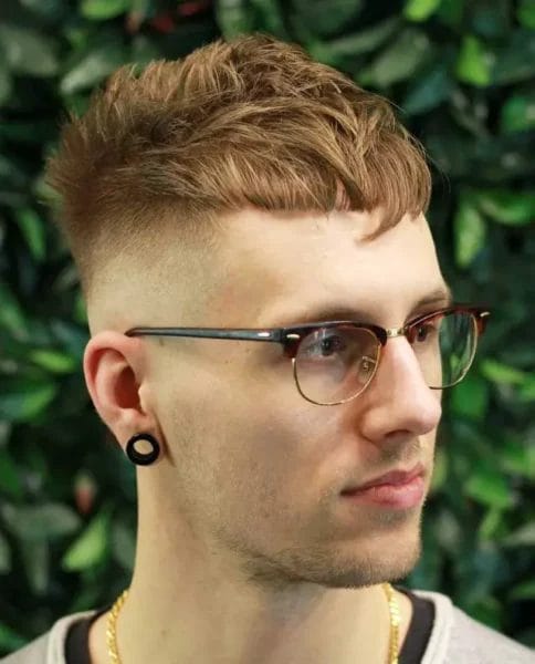 The Crop Top Fade: Your Ultimate Style Guide 31 Angular Fringe Crop Top
