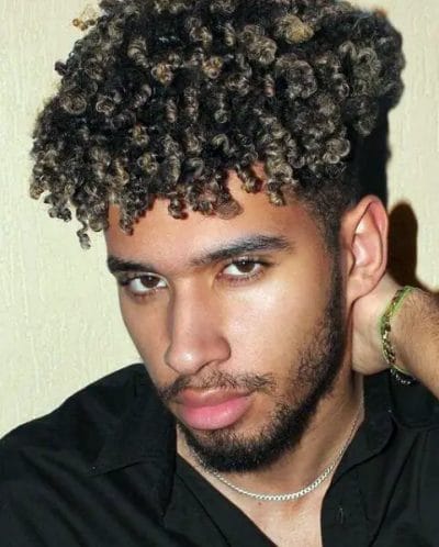 Curly Hairstyles For Men 19 ?strip=all&lossy=1&w=400&ssl=1