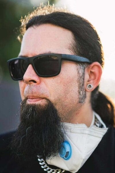 Mastering Sideburns: How to Trim Your Sideburns Like a Pro 14 Trim excess hair above the comb
