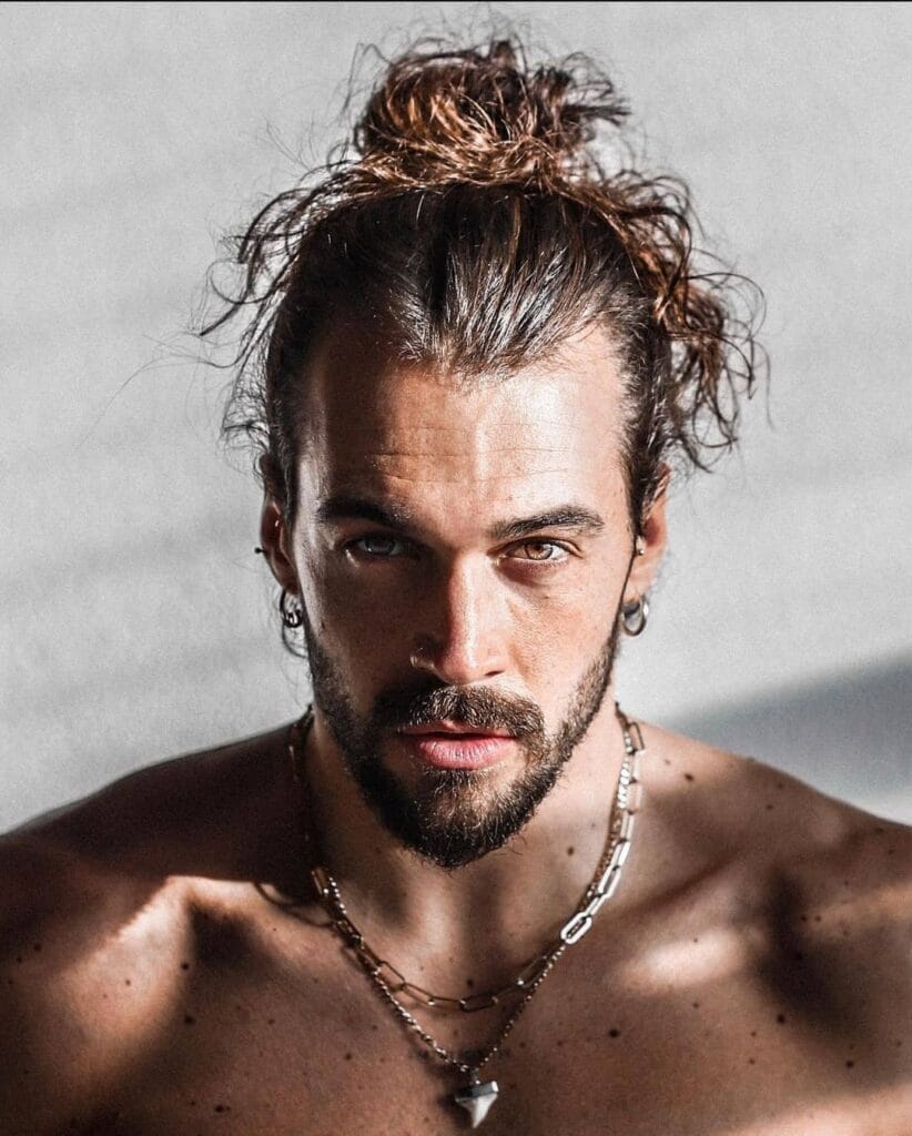 Locks That Rock: 25 Long Hairstyles for Men to Turn Heads 16 Textured Waves