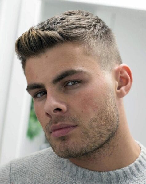 Face the World: Men's Haircuts for Round Faces that Rock! 3 Men's Haircuts