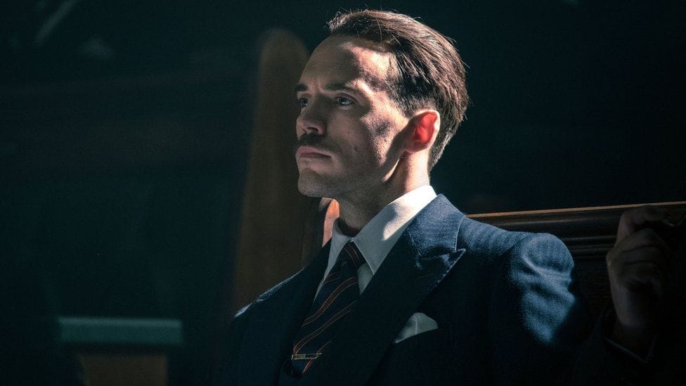 Timeless Peaky Blinders Haircut For The Iconic Men 14 Oswald Mosley's Conservative Combover