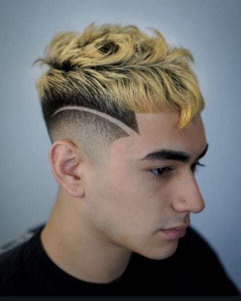 Face the World: Men's Haircuts for Round Faces that Rock! 13 Spiky Men's Haircuts for Round Faces
