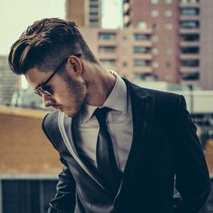 How to Use Pomade for Men: The Ultimate Hair Styling Guide