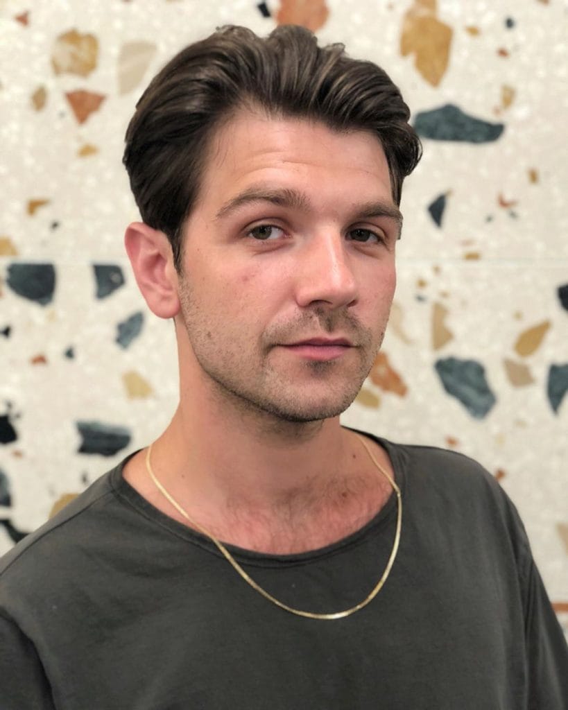 Classic Men's Haircuts: Timeless Styles for the Modern Man 5 Classic Men's Haircuts for Thick Hair