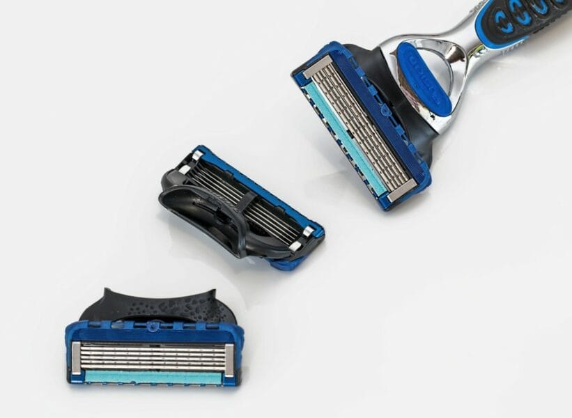 A Smooth Guide on How Often to Change Razor Blades