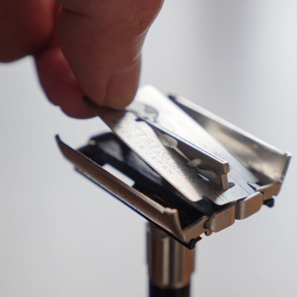 A Smooth Guide on How Often to Change Razor Blades